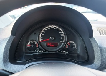 Volkswagen up! Hatchback 5d Facelifting 1.0 60KM 2019 Volkswagen Up! Salon Pl / 1 rej. 2020 / Klima, zdjęcie 13