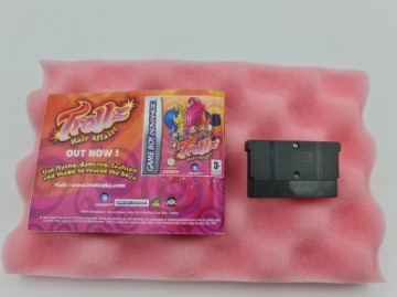 GAME BOY ADVANCE DOGZ