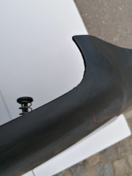 Капот MERCEDES E-Class W212 перед подъемом