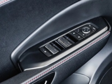Lexus LBX 1.5 Hybrid 136KM 2026 LEXUS LBX Emotion 1.5 Hybrid Suv 136KM 2026, zdjęcie 12