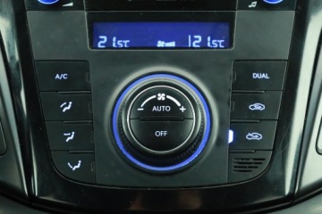 Hyundai i40 Kombi 1.7 CRDi HIGH 136KM 2015 Hyundai i40 1.7 CRDi, Automat, Xenon, Bi-Xenon, zdjęcie 9