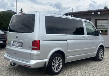 Volkswagen Caravelle T5 Caravelle Facelifting długi rozstaw osi 2.0 BiTDI 180KM 2014 Volkswagen Caravelle 9 osobowy 2.0 Diesel 180KM, zdjęcie 9