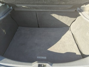 Renault Megane III Hatchback Facelifting 1.6 16v 100KM 2012 Renault Megane Super stan., zdjęcie 16