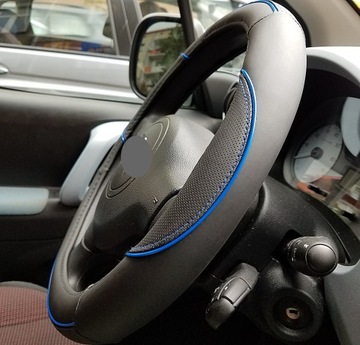 Кожух руля, наружный диаметр: 37-39, окантовка синего цвета.