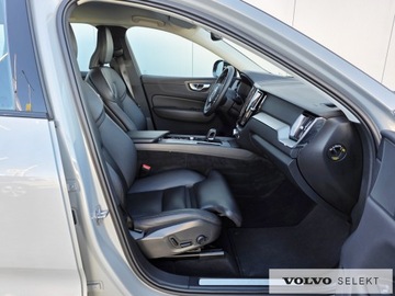 Volvo XC60 II 2023 Volvo XC 60 FV23 Plus Dark B4 B 197+14KM Aut BLIS, zdjęcie 14