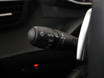 Peugeot 2008 II SUV 1.2 PureTech 130KM 2021 Peugeot 2008 automat full LED navi virtual cocpit, zdjęcie 36