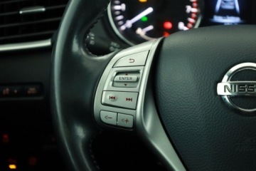 Nissan Qashqai II Crossover 1.2 DIG-T 115KM 2015 Nissan Qashqai 1.2 DIG-T, Navi, Klima, zdjęcie 16