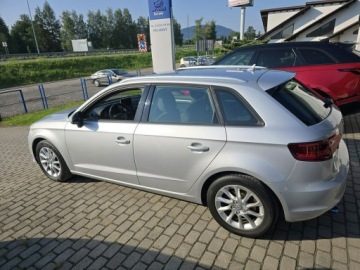 Audi A3 8V Hatchback 3d 1.4 TFSI 122KM 2014 Audi A3 Sportback Sportback, navi, klimatronik, zdjęcie 2