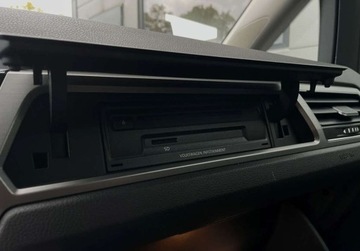 Volkswagen Touran III 1.4 TSI 150KM 2015 Volkswagen Touran 1.4 TSI 150KM DSG bezwypadkowy GWARANCJA 7 OSOBOWY, zdjęcie 32