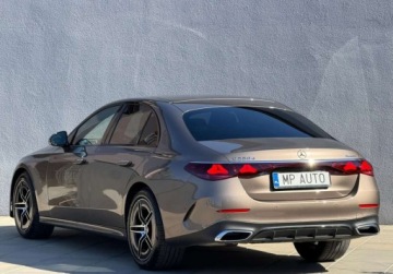 Mercedes Klasa E W214 Sedan 2.0 220d 197KM 2024 Mercedes-Benz Klasa E E 220 d 4MATIC AMG Salon Polska faktura VAT23 2.0, zdjęcie 3