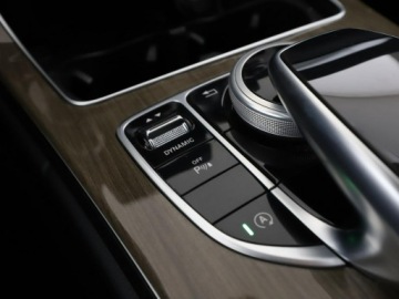 Mercedes Klasa C W205 Kombi Facelifting 1.6 180 156KM 2018 Mercedes C 180 FV23% automat full LED półskóra, zdjęcie 27