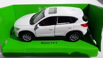 Модель Mazda CX-5 из белого металла WELLY 1:34
