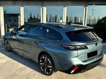 Peugeot 308 III 2025 Od ręki - GT e-DCS7 1.6 Plug-in HYBRID PHEV 195KM / Pakiet Bezpieczeństwo, zdjęcie 3