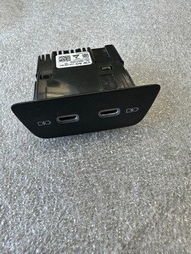 !VW SKODA SEAT PANEL USB-C 2G6035954!