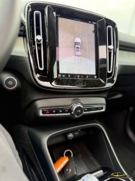 Volvo XC40 Crossover Facelifting 2.0 B5 250KM 2022 Volvo XC 40 2.0 250KM bardzo zadbane,nowe auto 2.0 Benzyna 250KM, zdjęcie 20