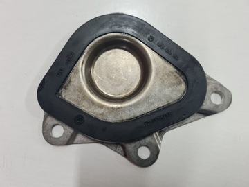 VW T5 2.5 TDI osłona zaślepka kół rozrządu 070109153