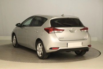 Toyota Auris II Hatchback 5d Facelifting 1.33 Dual VVT-i 99KM 2018 Toyota Auris 1.3 Dual VVT-i, Salon Polska, Navi, zdjęcie 3