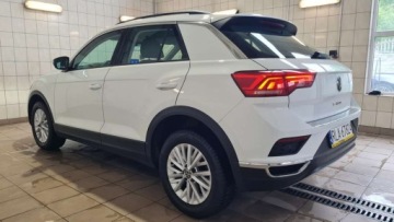 Volkswagen T-Roc I SUV 1.5 TSI ACT 150KM 2021 Volkswagen T-Roc 1,5 TSI 150 KM, Tylko 69 Tys.km, Salon PL, 100 Bezwypadko, zdjęcie 3