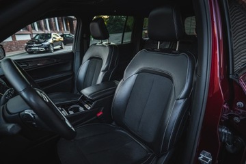 Jeep Grand Cherokee IV 2022 Jeep Grand Cherokee WL | 2022 | 3.6 benzyna + LPG | 25 500 km, zdjęcie 20