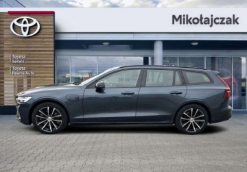Volvo V60 II  2022 Volvo V60 T6 AWD Plug-In Hybrid Inscription Expression 2.0 Benzyna 350KM, zdjęcie 9