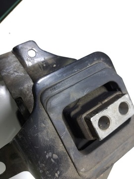 HYUNDAI TUCSON III UCHYCENÍ ULOŽENÍ MOTORU PŘEVODOVKY