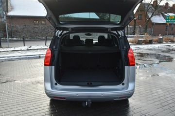 Peugeot 5008 I Minivan Facelifting 2.0 HDi 150KM 2015 Peugeot 5008 2.0HDi 150KM Manual 2015r. Salon 7os., zdjęcie 30