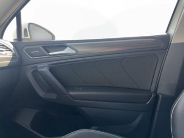 Volkswagen Tiguan Allspace SUV Facelifting 2.0 TSI 245KM 2022 Volkswagen Tiguan Allspace Allspace 2.0 TSI 4Motion DSG 245 KM Gwarancja, zdjęcie 29