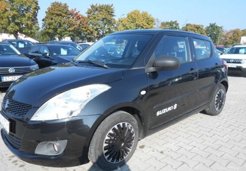 Suzuki Swift V Hatchback 5d 1.2 VVT 94KM 2011 Suzuki Swift Suzuki Swift V 1.2 Benzyna 94 KM 1.2 Benzyna 94KM