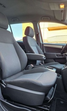 Opel Zafira B 1.8 ECOTEC 140KM 2009 Opel Zafira 1.8 140ps. Benzyna 7-0sob 1.8 Benzyna 140KM, zdjęcie 24