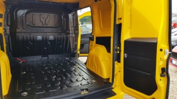 Fiat Doblo III Cargo 1.3 Multijet II 16v 90KM 2016 FIAT DOBLO ciężarowy Klima Navi (MPV) (263_) 1.3 D Multijet, zdjęcie 39