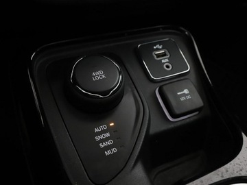 Jeep Compass II SUV 1.4 Multiair 170KM 2017 Jeep Compass Limited automat 4x4 170KM panorama, zdjęcie 28