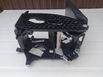 Подлокотник центрального туннеля — Skoda Superb III