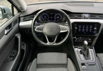 Volkswagen Passat B8 Variant Facelifting 1.5 TSI EVO 150KM 2022 Volkswagen Passat Variant Variant Business Pakiety, ACC, Digital Cockpit,, zdjęcie 5