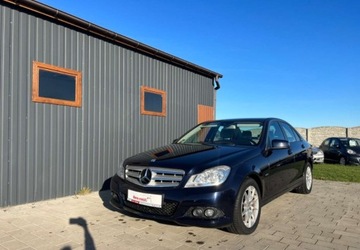 Mercedes Klasa C W204 Limuzyna 1.8 180 CGI BlueEFFICIENCY 156KM 2011 Mercedes-Benz Klasa C 1,8 benzyna 156KM, Automat, Idealny Stan, Bardzo Zad, zdjęcie 13