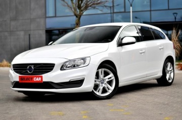 Volvo V60 I Kombi Facelifting 2.0 D2 DRIVE-E 120KM 2017 Volvo V60 LiFT Biała Perła 2,0 Diesel Ledy Navi, zdjęcie 8