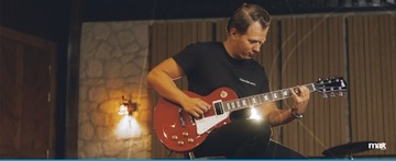 Электрогитара Red LP + усилитель + аксессуары