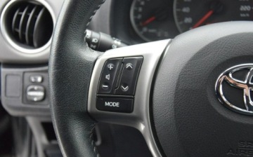 Toyota Yaris III Hatchback 5d 1.33 Dual VVT-i 99KM 2011 Toyota Yaris 1.3B Navi Kamera 107 TYS KM 2 KPL KOL Sprowadzony Oplacony, zdjęcie 29