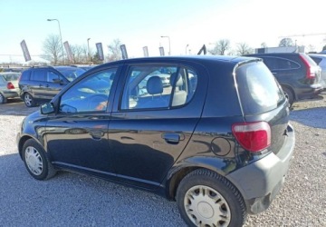 Toyota Yaris I 1.0 i 16V 68KM 2001 Toyota Yaris Toyota Yaris Benzyna 68KM, zdjęcie 2