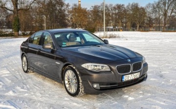 BMW Seria 5 F10-F11 Limuzyna 530d 245KM 2010 BMW Seria 5 3,0d (245KM) Automat Skory 3.0 Diesel 245KM, zdjęcie 5