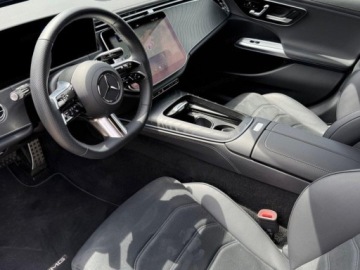 Mercedes Klasa E W214 2025 E Klasa 300 e 4-Matic AMG 2.0 (333KM) 2025, zdjęcie 4