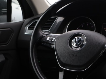 Volkswagen Tiguan II SUV 1.5 TSI EVO 150KM 2020 VW Tiguan 1.5 TSI, Salon Polska, 1. Właściciel, zdjęcie 21