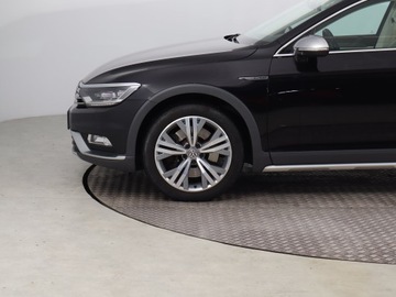 Volkswagen Passat B8 Variant 2.0 TDI SCR 240KM 2017 VW Passat 2.0 BiTDI, Salon Polska, Serwis ASO, zdjęcie 13