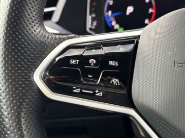 Volkswagen Arteon Fastback Facelifting 2.0 TSI 190KM 2021 Volkswagen Arteon Shooting Brake TSI 190KM R-Line Keyless Light Assist, zdjęcie 15