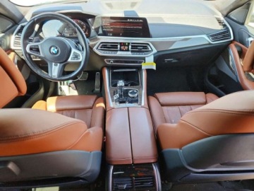 BMW X6 G06 2022 BMW X6 M50I 2022 4.4 Benzyna 523KM, zdjęcie 8