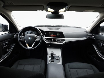 BMW Seria 3 G20-G21 Limuzyna 2.0 320d 190KM 2019 BMW 320 xDrive Advantage aut, zdjęcie 26