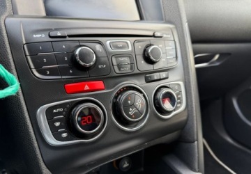 DS 4 I Hatchback (Citroen) 1.6 HDi 112KM 2013 Citroen DS4 Citroen DS4 1.6 HDi Chic 1.6 Diesel 112KM, zdjęcie 36