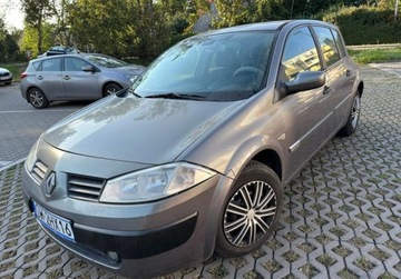 Renault Megane II Sedan 2.0 i 16V 135KM 2004