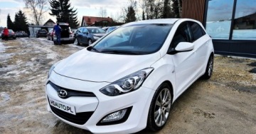 Hyundai i30 II Wagon 1.6 GDI 135KM 2014 Hyundai i30 BENZYNA 5 DRZWI KLIMA niski przebieg super okazja 1.6, zdjęcie 1