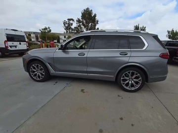 BMW X7 2024 BMW X7 xDrive40i 2025 3.0l 3.0 Benzyna 375KM, zdjęcie 1