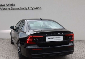 Volvo S60 III 2022 Volvo S60 B4 Hybrid Benzyna 19714KM Plus Dark LIFT Android Salon POLSKA FV, zdjęcie 3